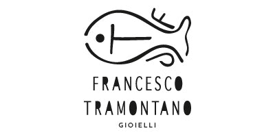 Benvenuti nel negozio online di Francesco Tramontano, artigiano contemporaneo, creatore di gioielli unici che affondano le radici nella cultura del Mediterraneo.