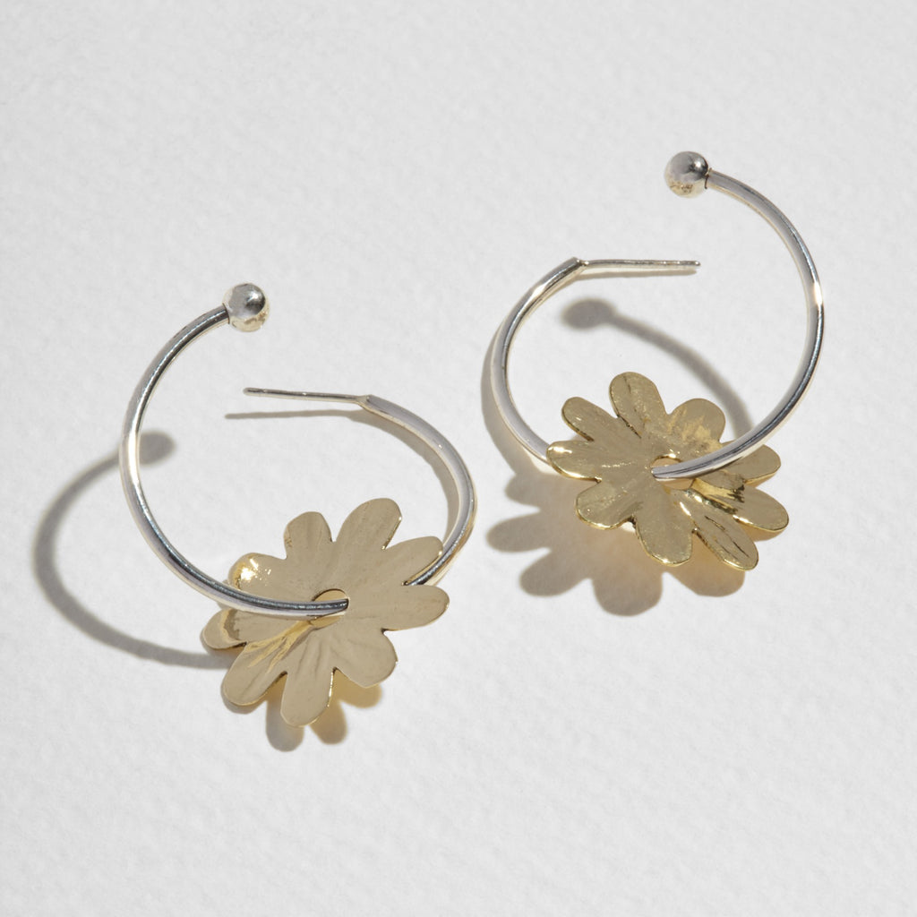 Orecchini con Fiore Corallo rosa e perla barocca - Marina Ferraro Gioielli Orecchini con Fiore Corallo rosa e perla barocca - Marina Ferraro Gioielli